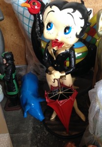Betty Boop with Umbrella resin statue figure hove