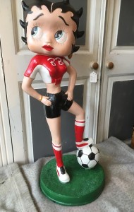 www.theconservatoryhove.co.uk/sussex/resin_figures/Betty_Boop_football